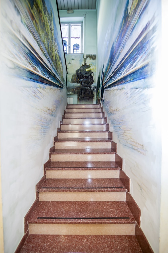 HOTEL PORTA RIVERA 16/39