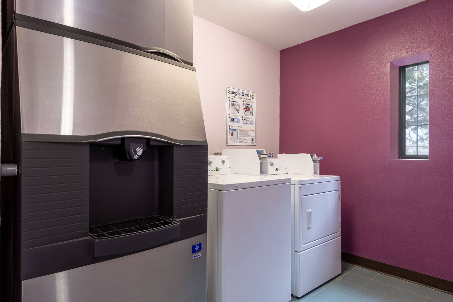 La Quinta Inn Kansas City Lenexa 43/50