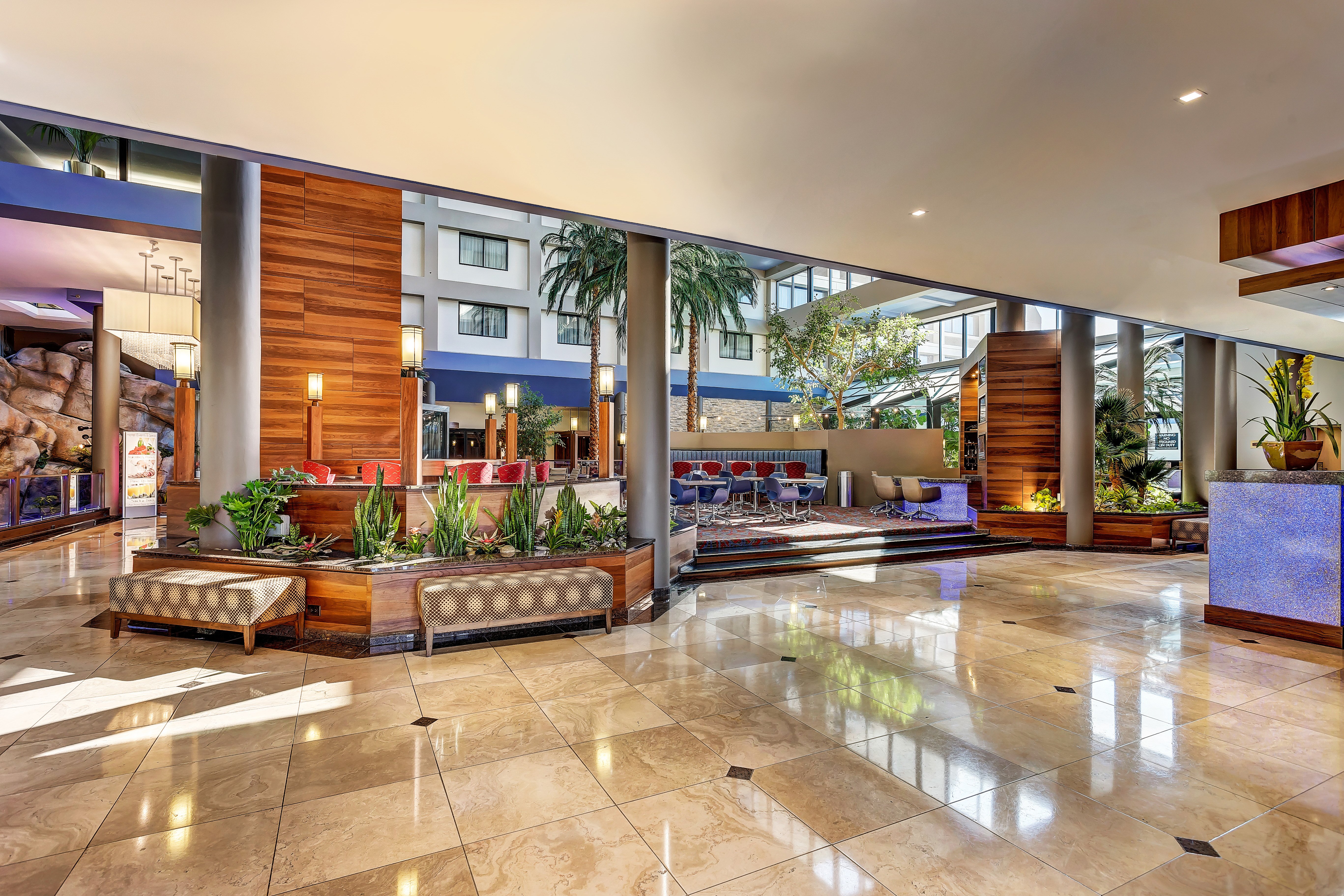 Crowne Plaza Foster City San Mateo 9/75