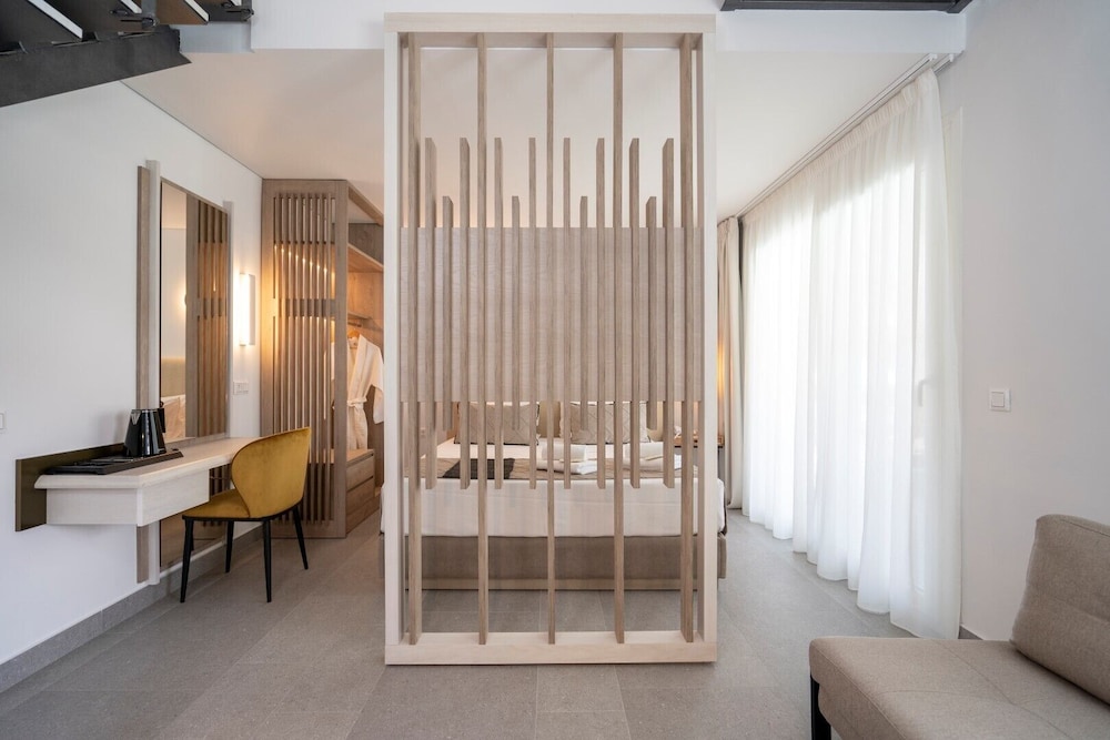Mirablue Deluxe Residences 36/50