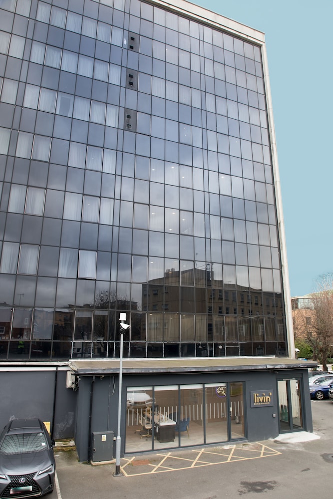 Livin Serviced Apartments 59/68