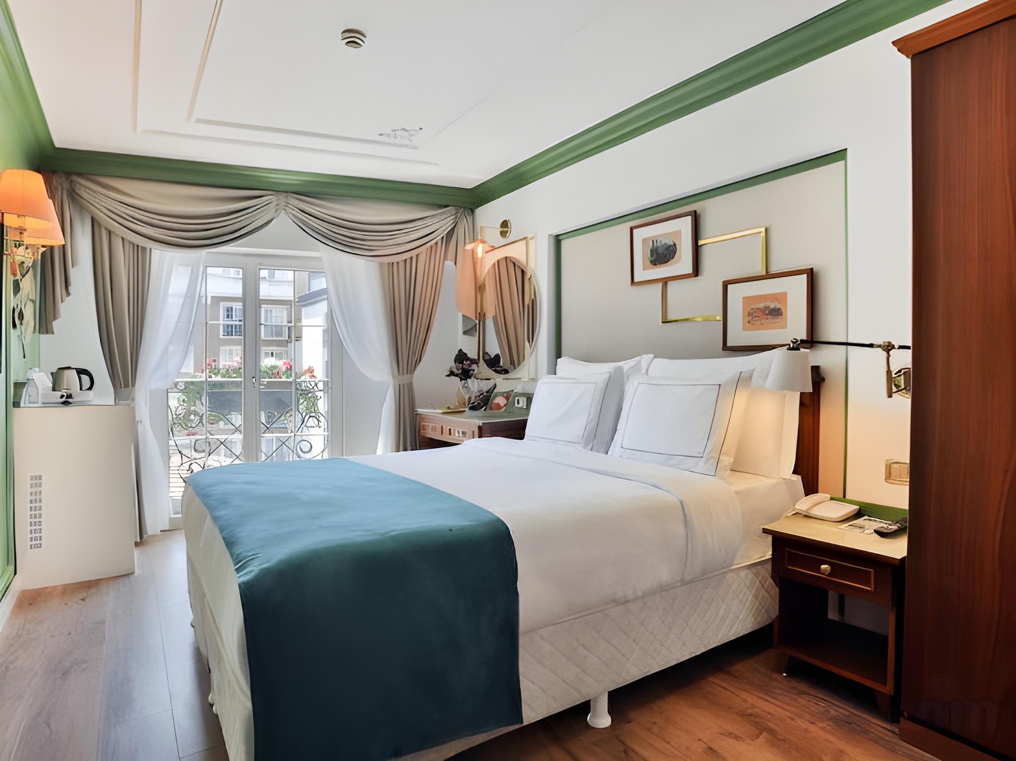 Superior, Double and Twin Beds