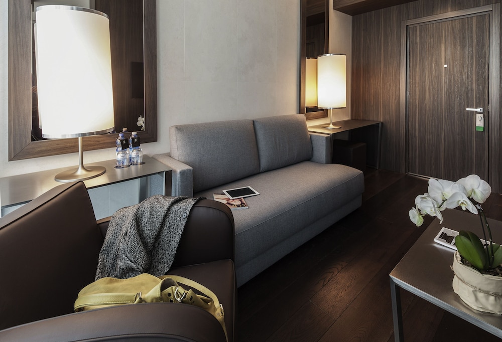 Hyatt Centric Milan Centrale 52/78