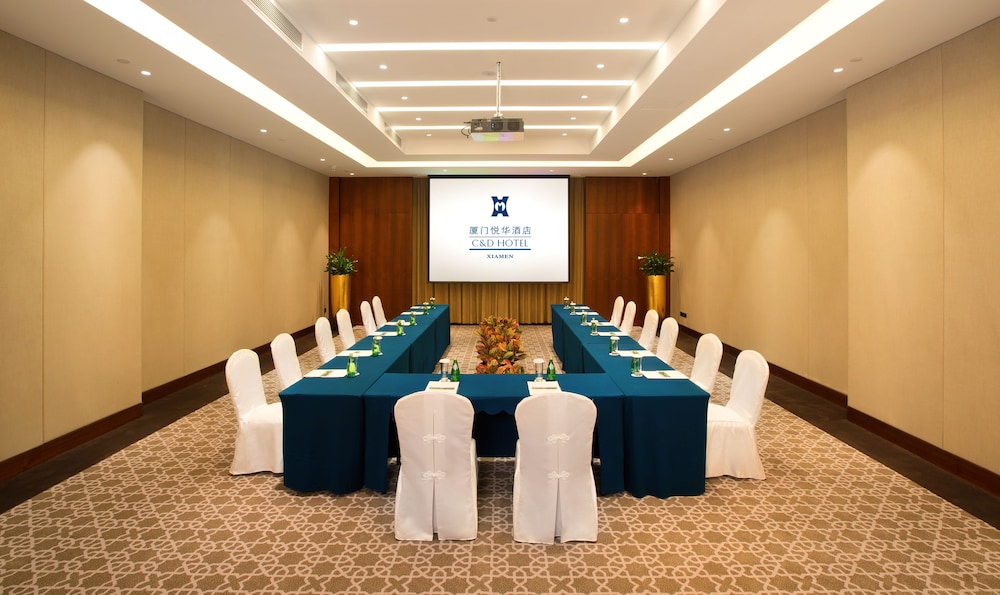 C D Hotel Xiamen 39/50