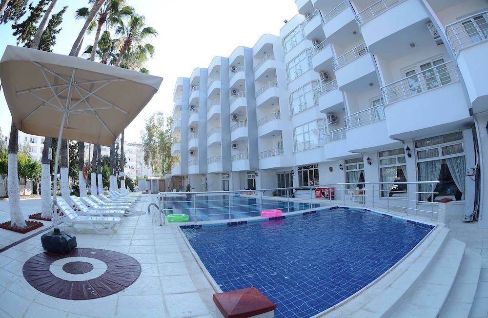 EYLUL HOTEL 4/50