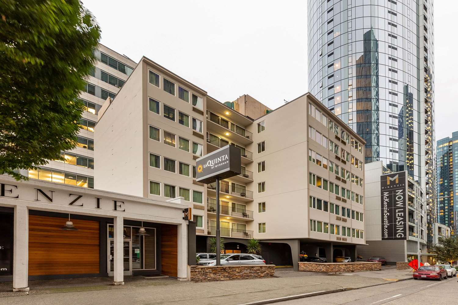 La Quinta Inn Suites By Wyndham Seattle Downtown 41/44