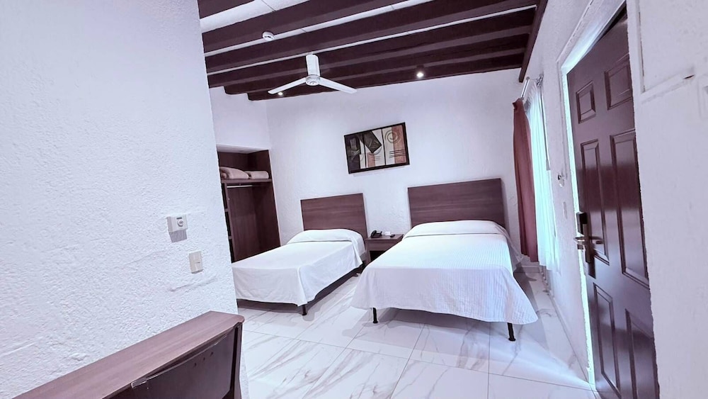 Hotel Posada Virreyes 12/71