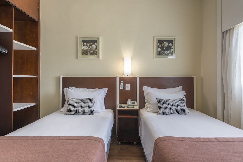 SUPERIOR, TWIN BEDS