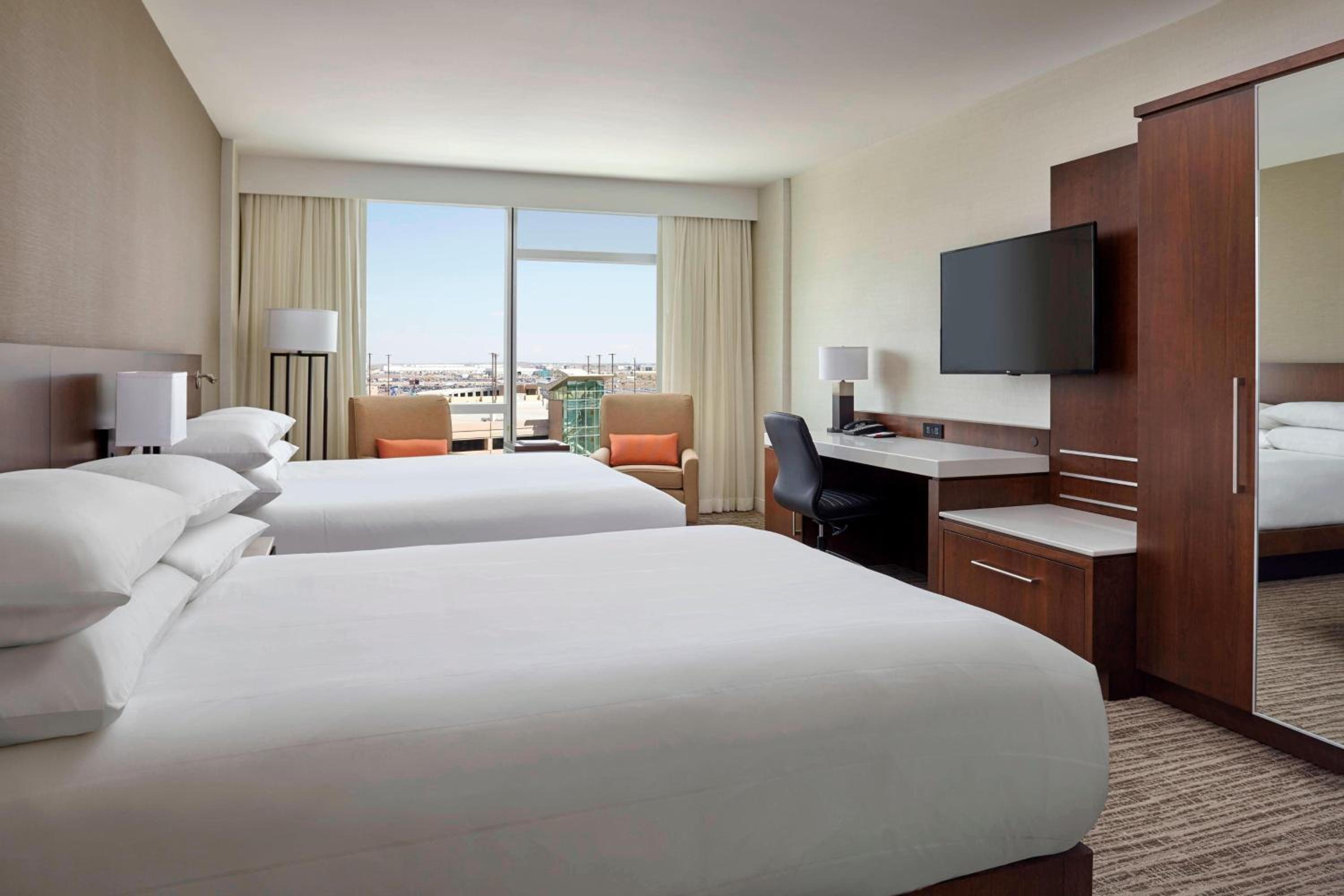 Room, 2 Queen Beds, Concierge Level