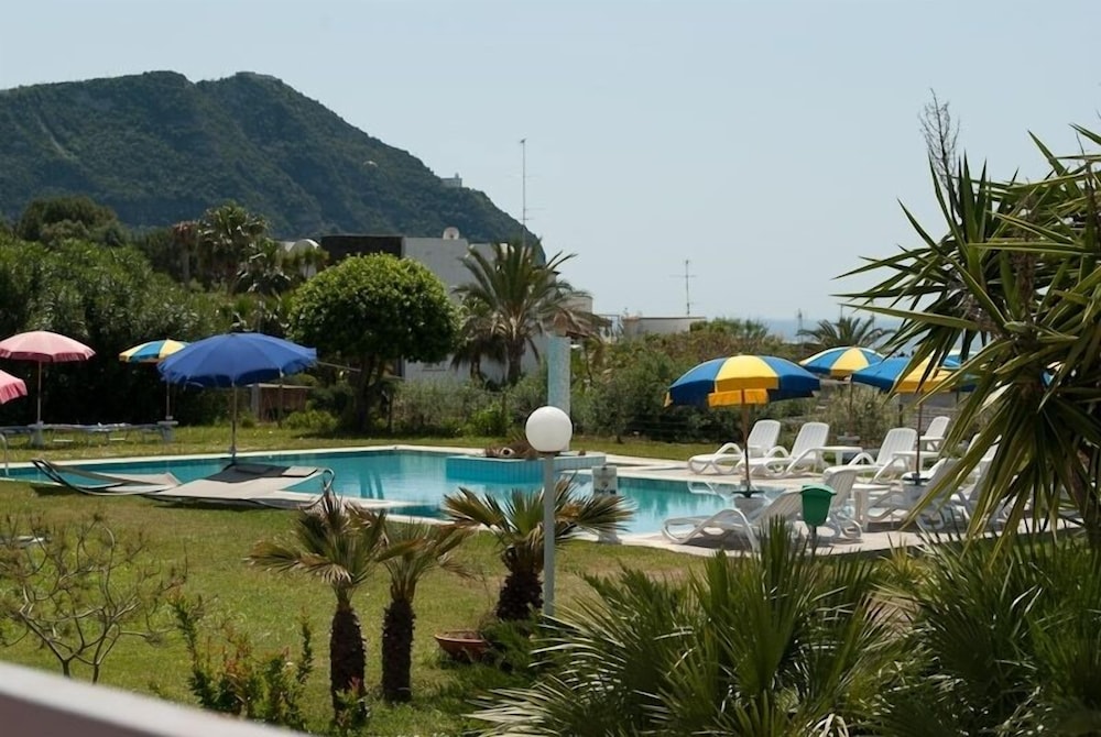 Hotel Belsole Ischia 34/50