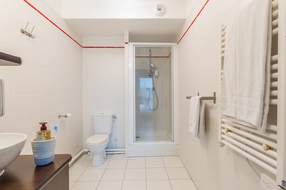 Hotel Residence Zenitude Magny Les Hameaux Versailles 47/49