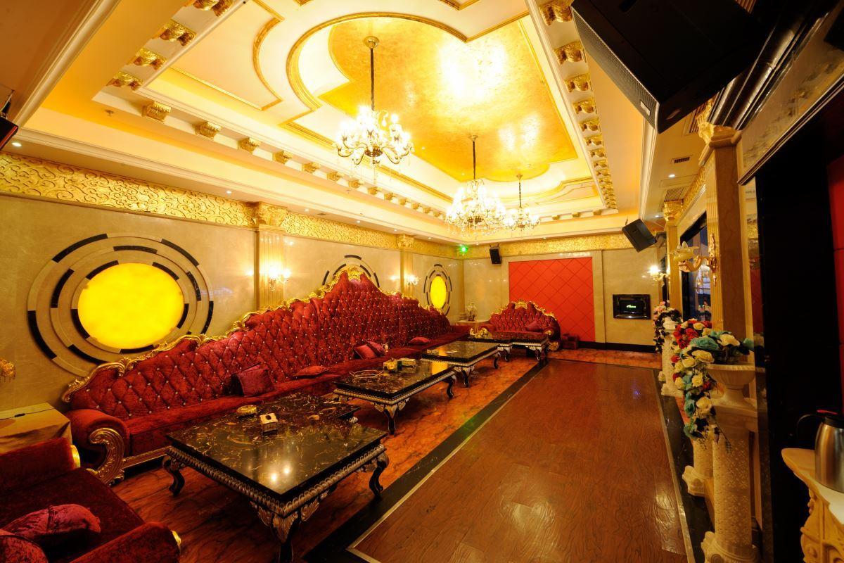 Qinchuan Hotel 14/55