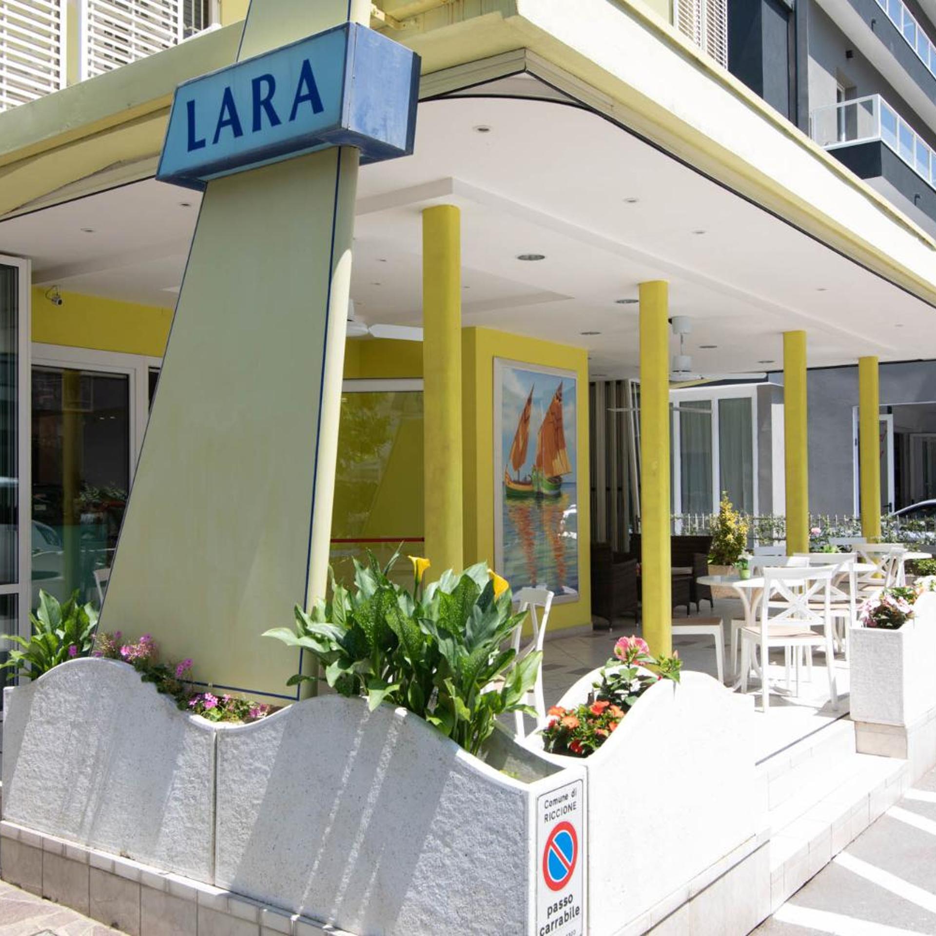 Hotel Lara 3/50
