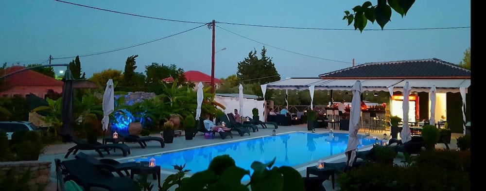 Villa Corali 45/50