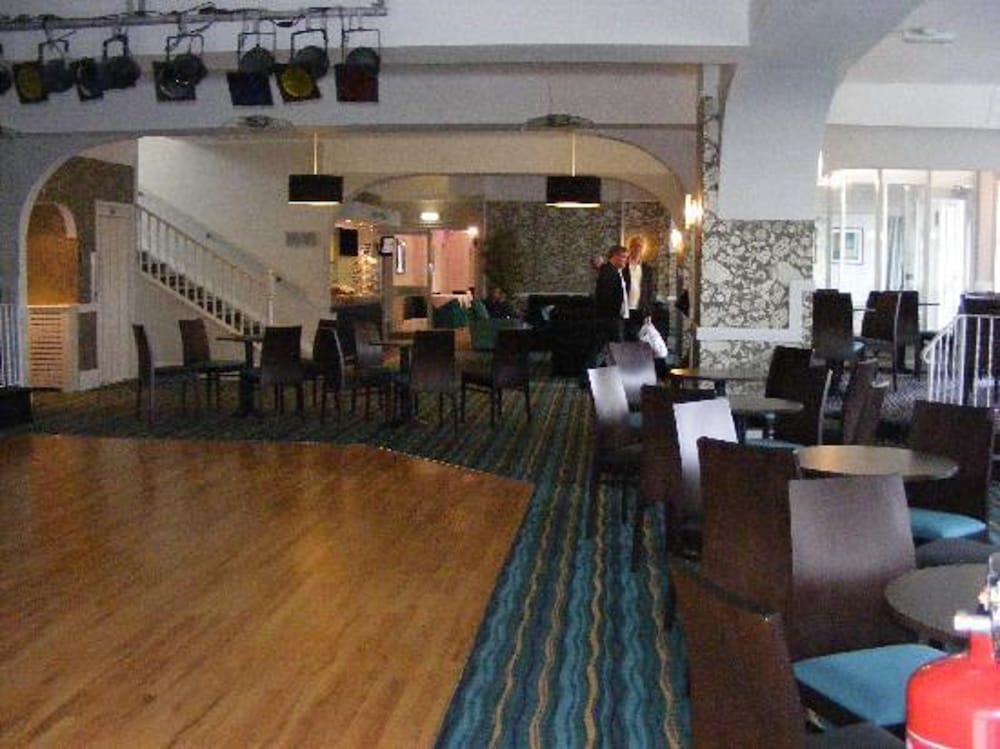 Trecarn Hotel Torquay 27/41