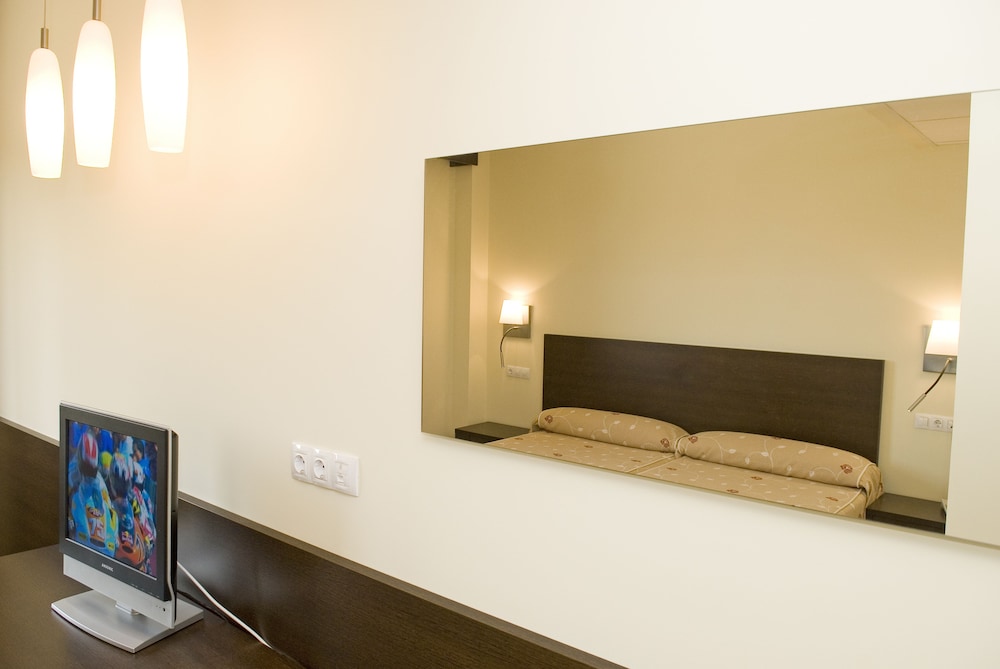 Hotel Tudanca Aranda Ii 13/44
