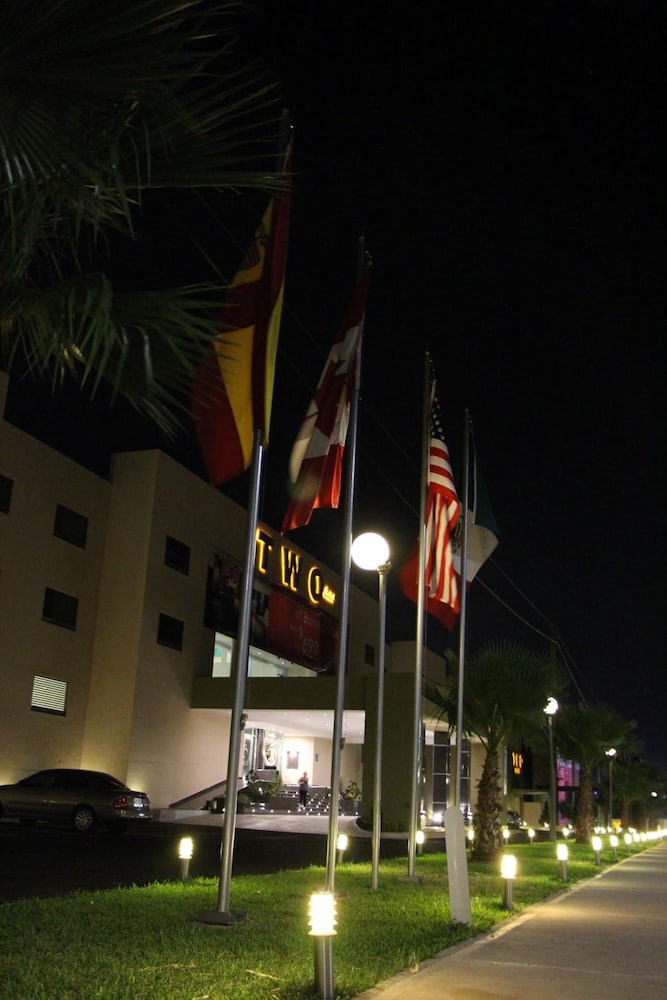 Hotel Two Select 5/60