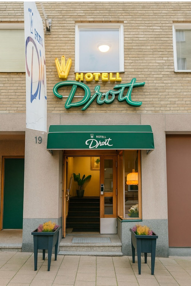 Hotell Drott 1/42