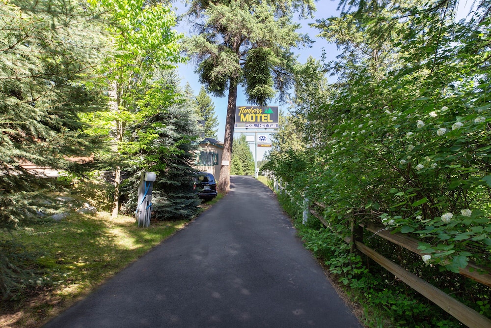 Timbers Motel Travelodge by Wyndham Bigfork 9/28