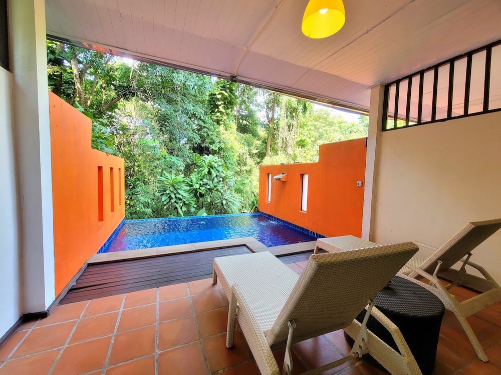 Koh Chang Cliff Beach Resort 22/50
