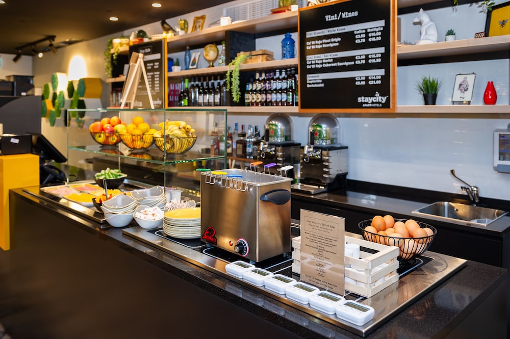 Staycity Aparthotel Mestre photo5