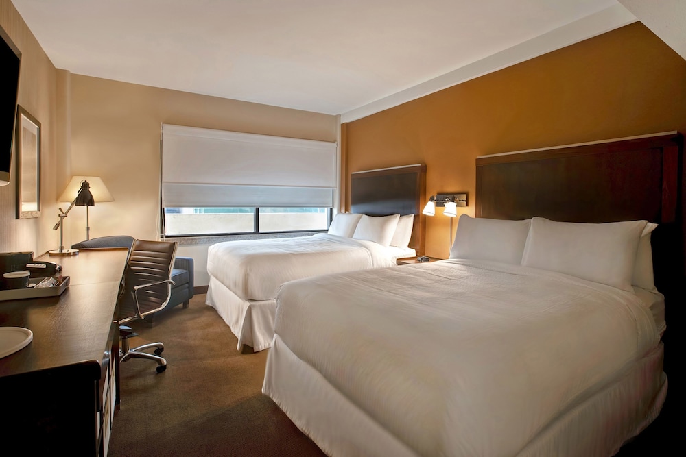 Four Points By Sheraton Peoria 14/50