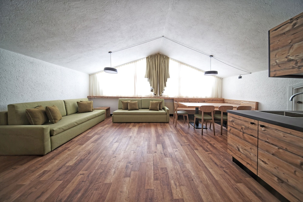 Planibel Residence 39/67