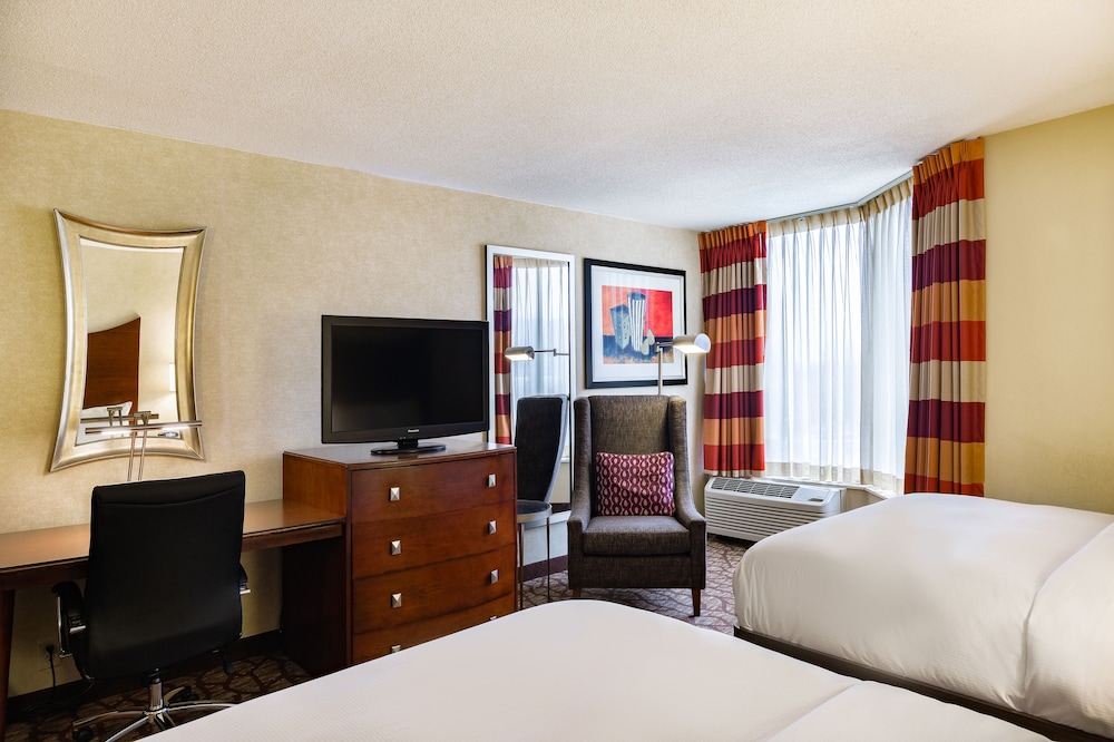 DoubleTree by Hilton Hotel Johnson City 14/61