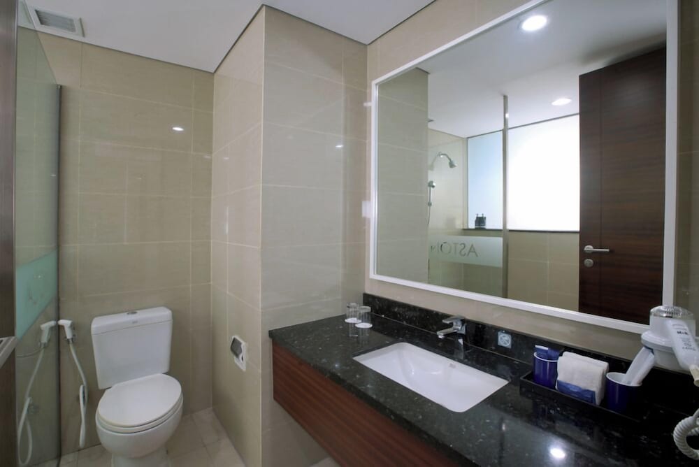 Aston Jambi Hotel & Conference Center 103/105