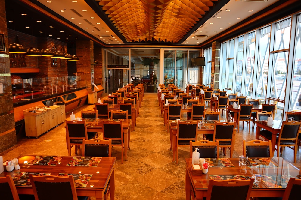 Gherdan Gold Hotel 40/50