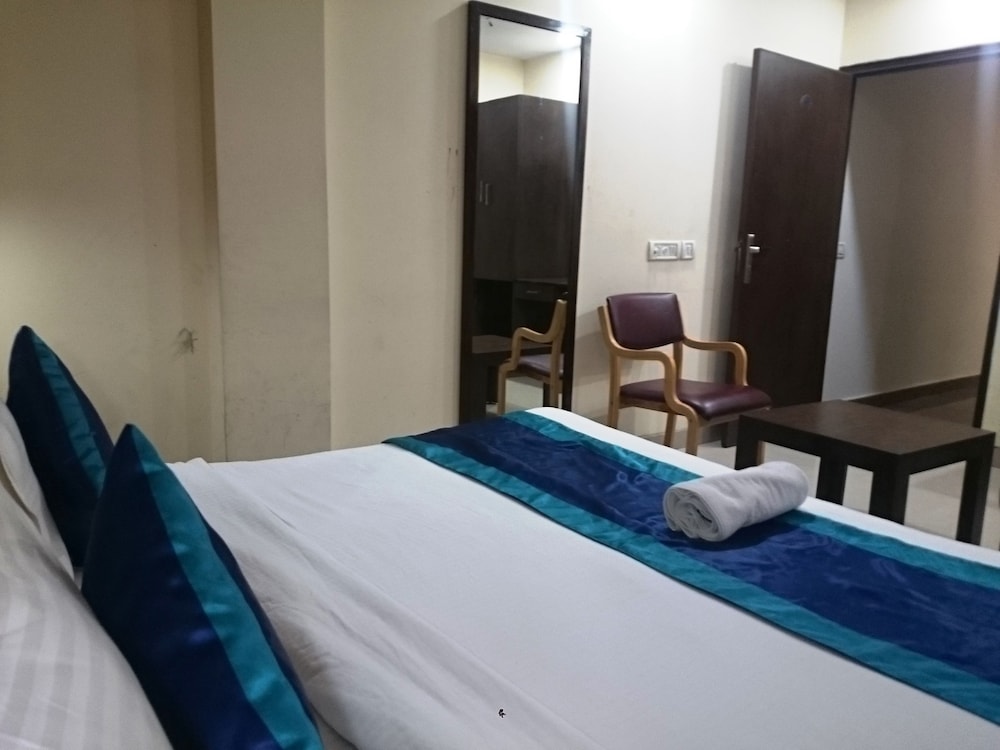 Hotel The RTS, New Delhi 27/50