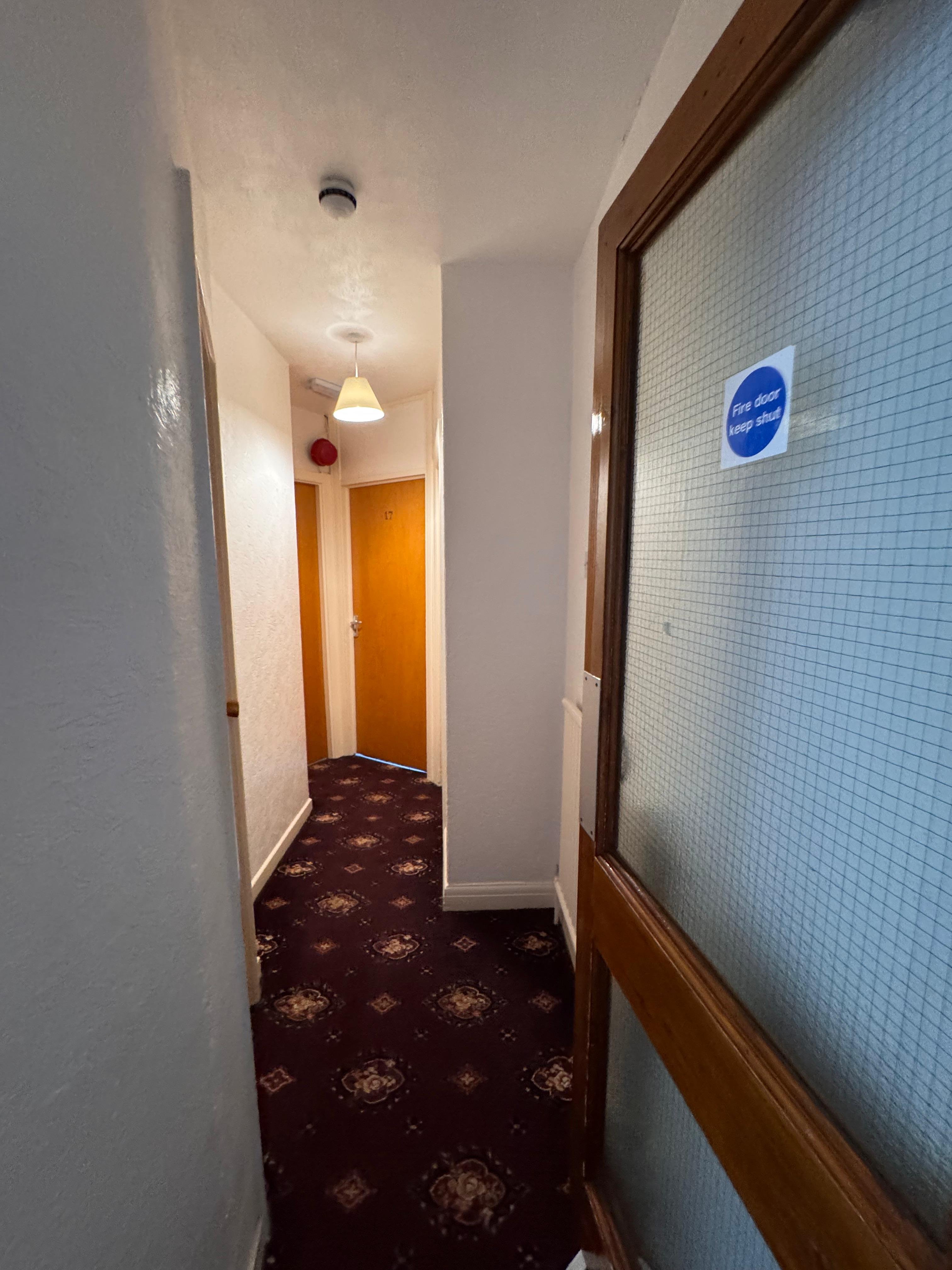RideSide Hotel, next to Pleasure Beach Blackpool 43/65