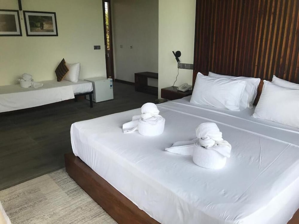 Thimbiri Wewa Resort Wilpattu 23/38