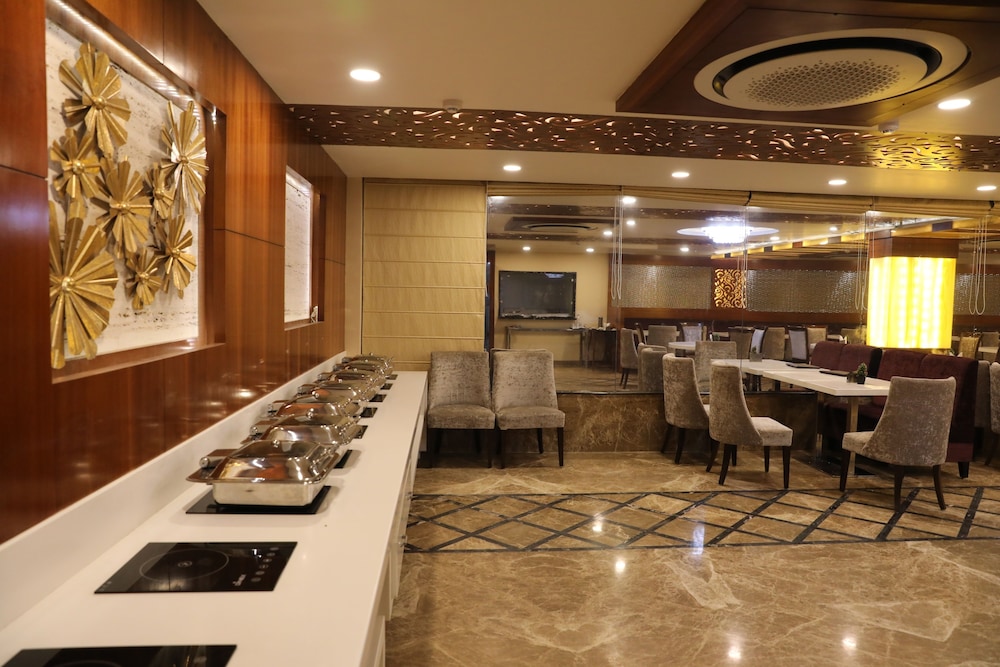 Hotel Tridev 43/47