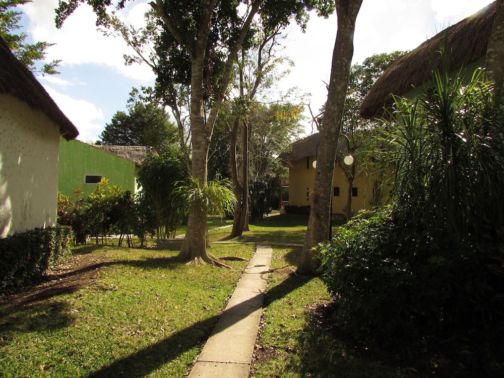 Chicanna Ecovillage Resort 62/66