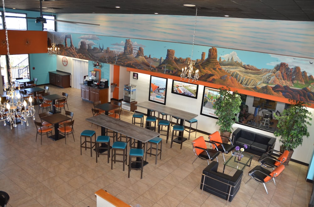 Howard Johnson By Wyndham Yuma 4/47