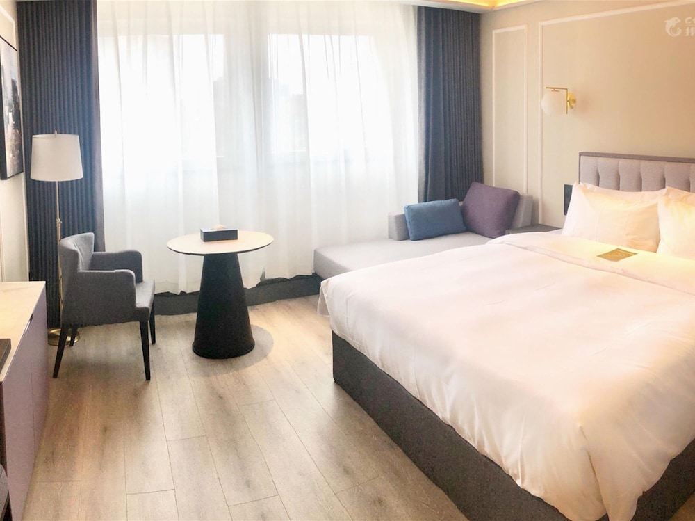 Mercure Xian Qujiang 23/60