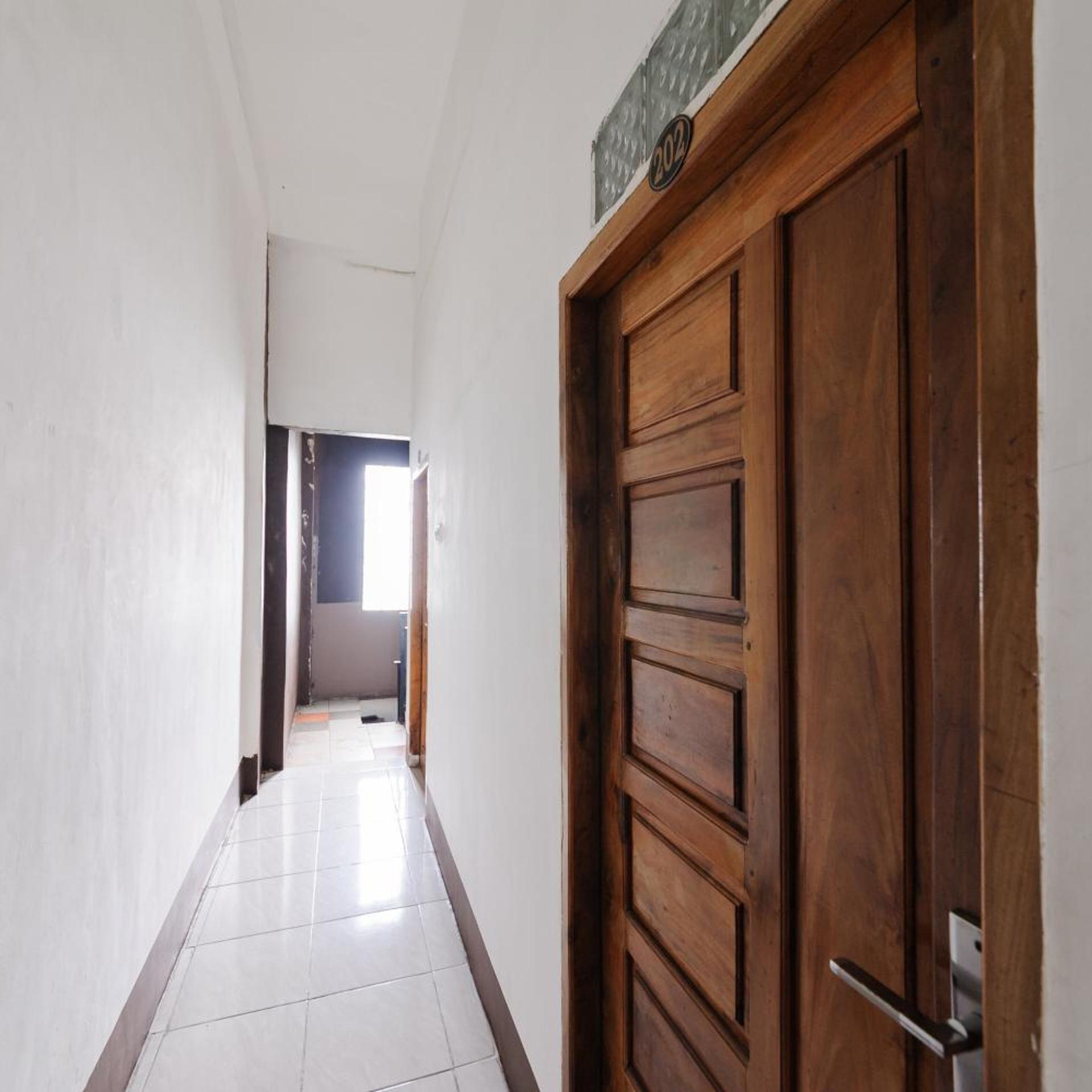 OYO 3929 8angau Mas 37/48