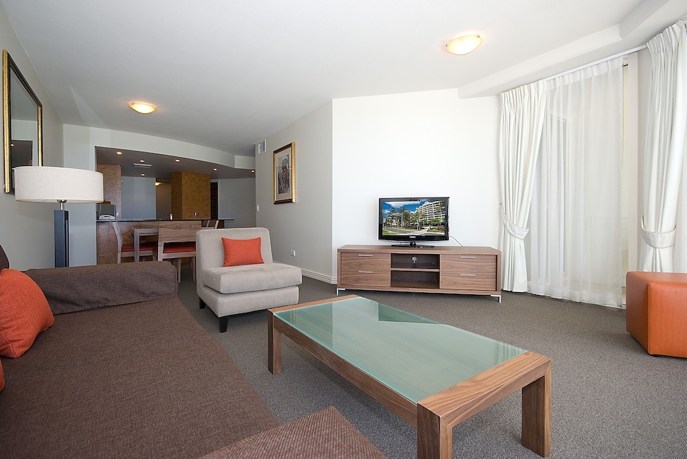 Mantra Zanzibar Mooloolaba 40/69