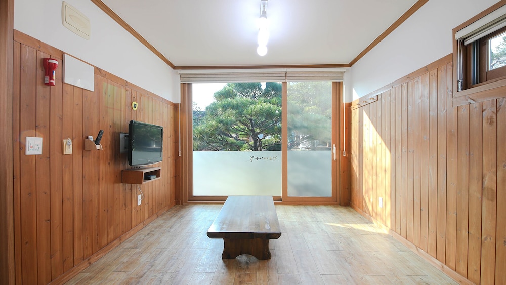 Gangneung Way To Gyeongpodae Pension 24/50