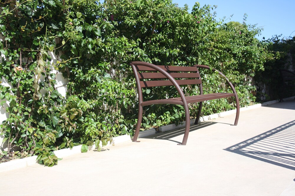 Morello Beach Hotel 44/50