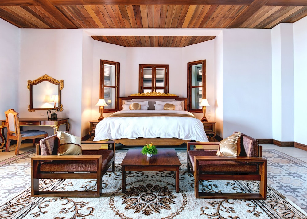 Le Bokor Palace 25/50
