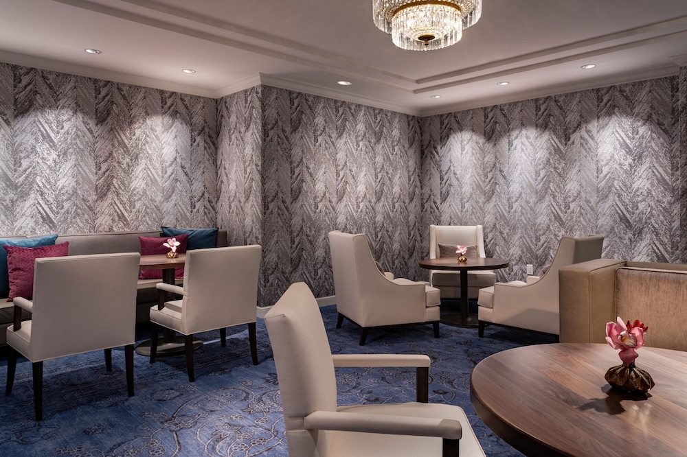 The Ritz-Carlton, Dallas 34/48