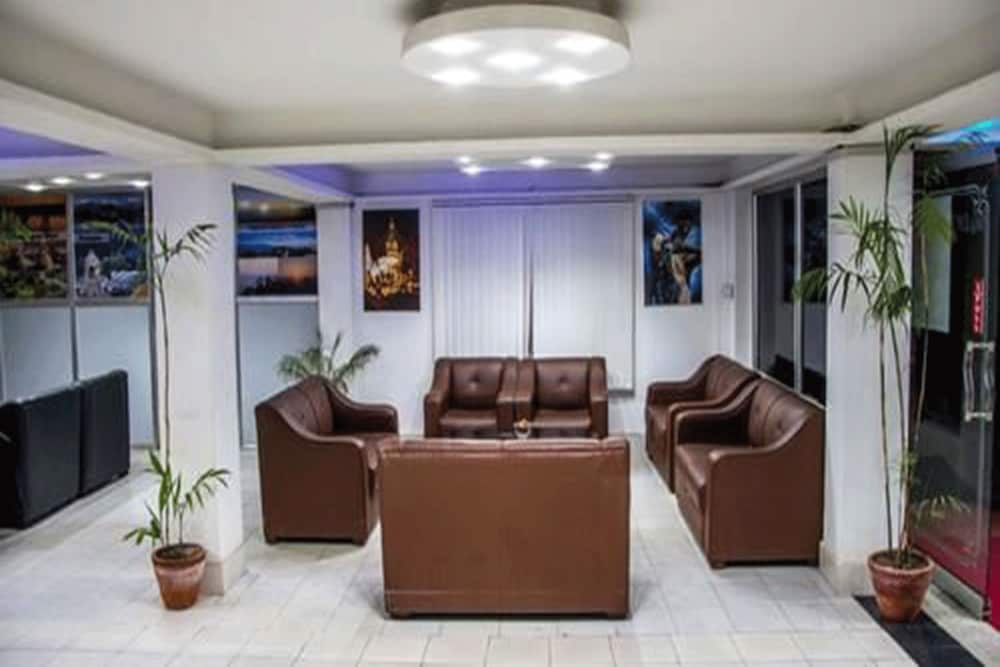 Hotel Shivam Plaza 24/30