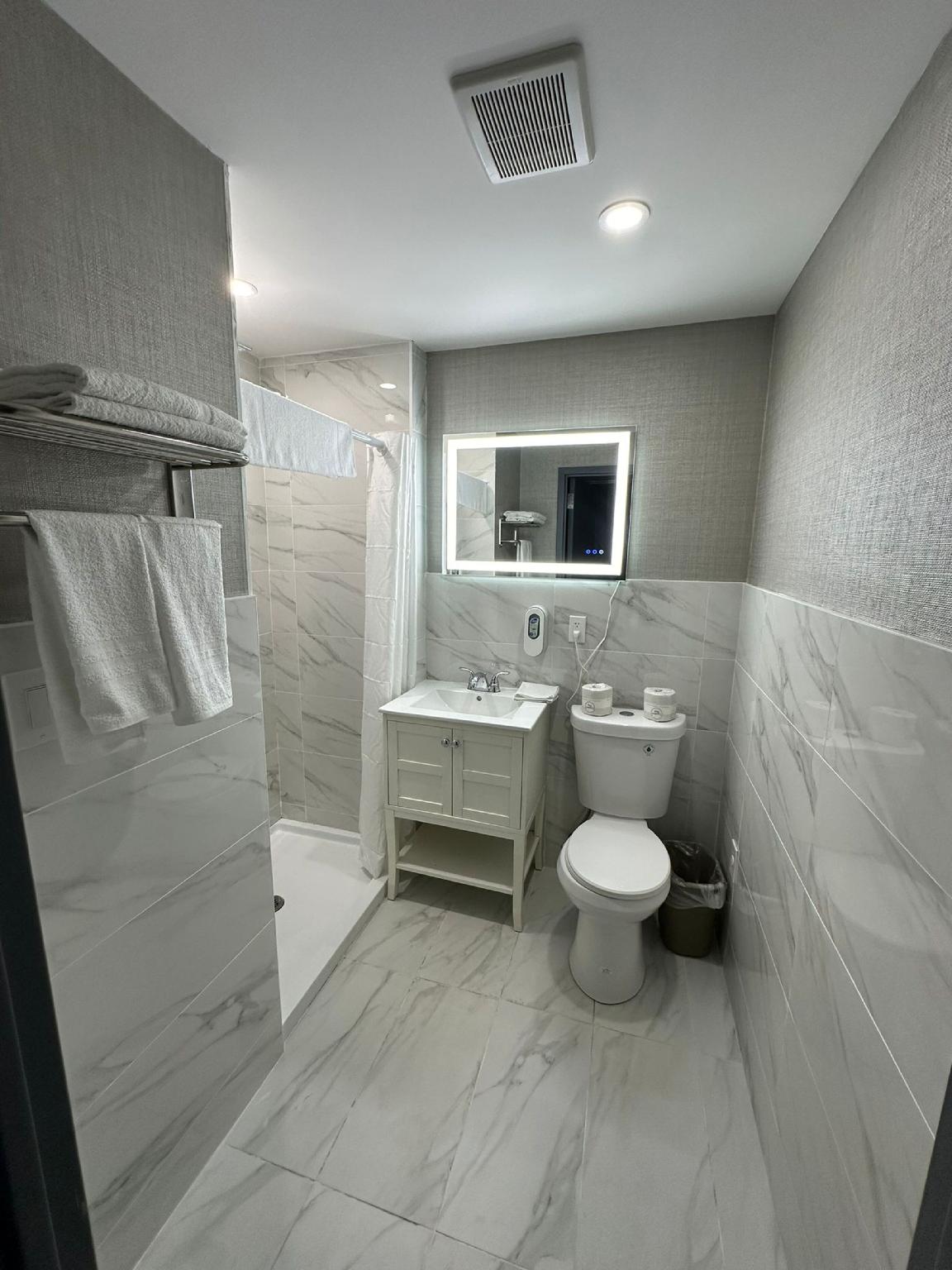 Hotel Fuego Bronx 14/15