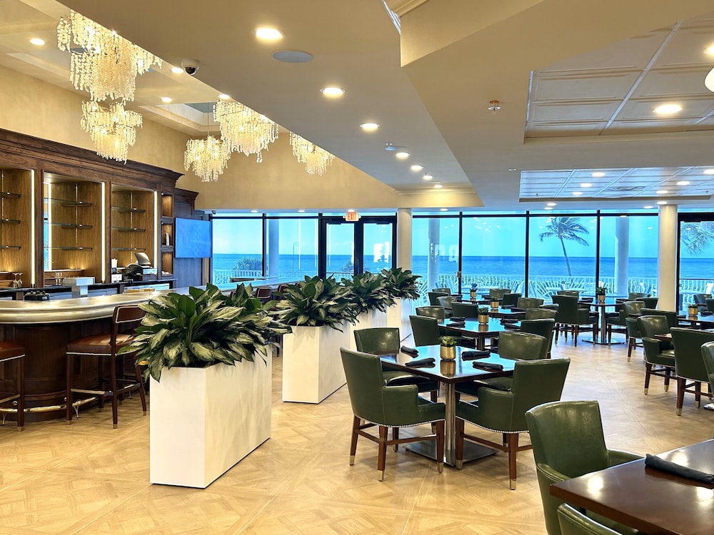 Sundial Beach Resort 34/50