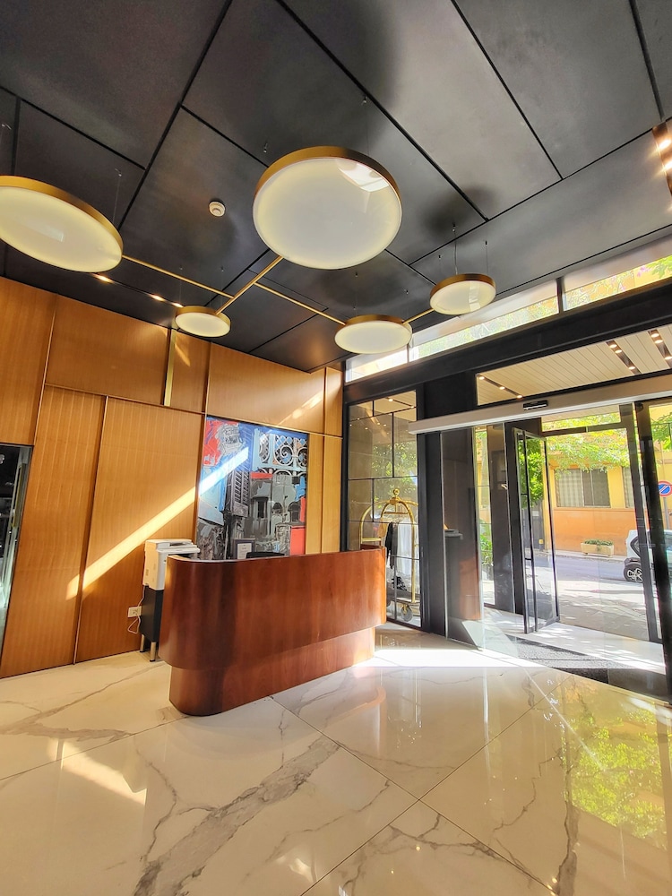 Monot Suites Beirut 4/50