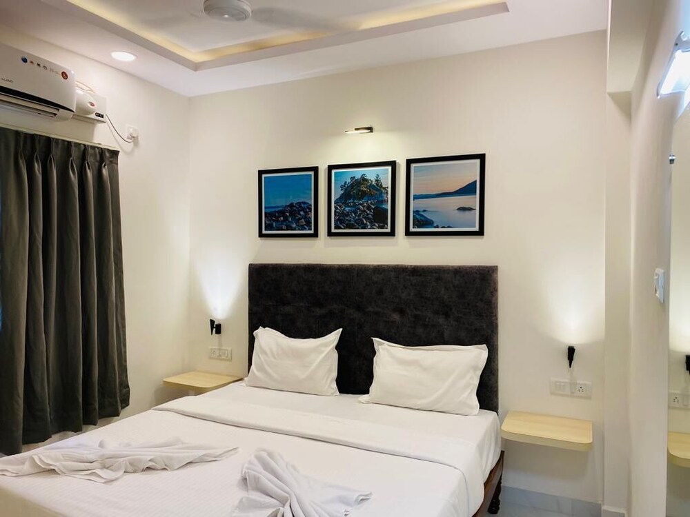 TICLO RESORTS 9/47