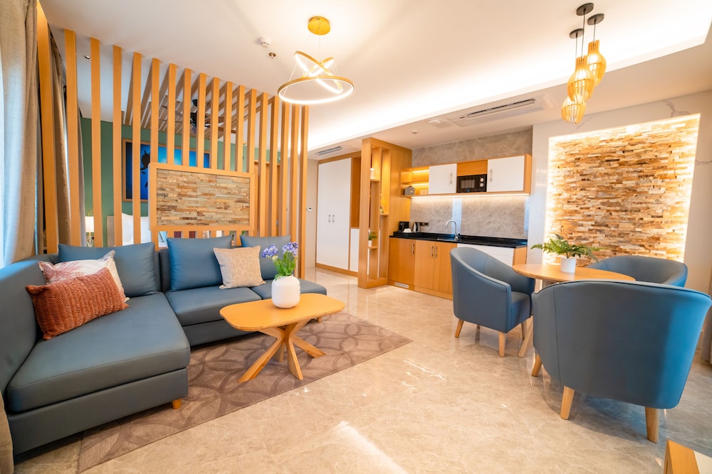 Golden Rock Dive and Nature Resort 40/62