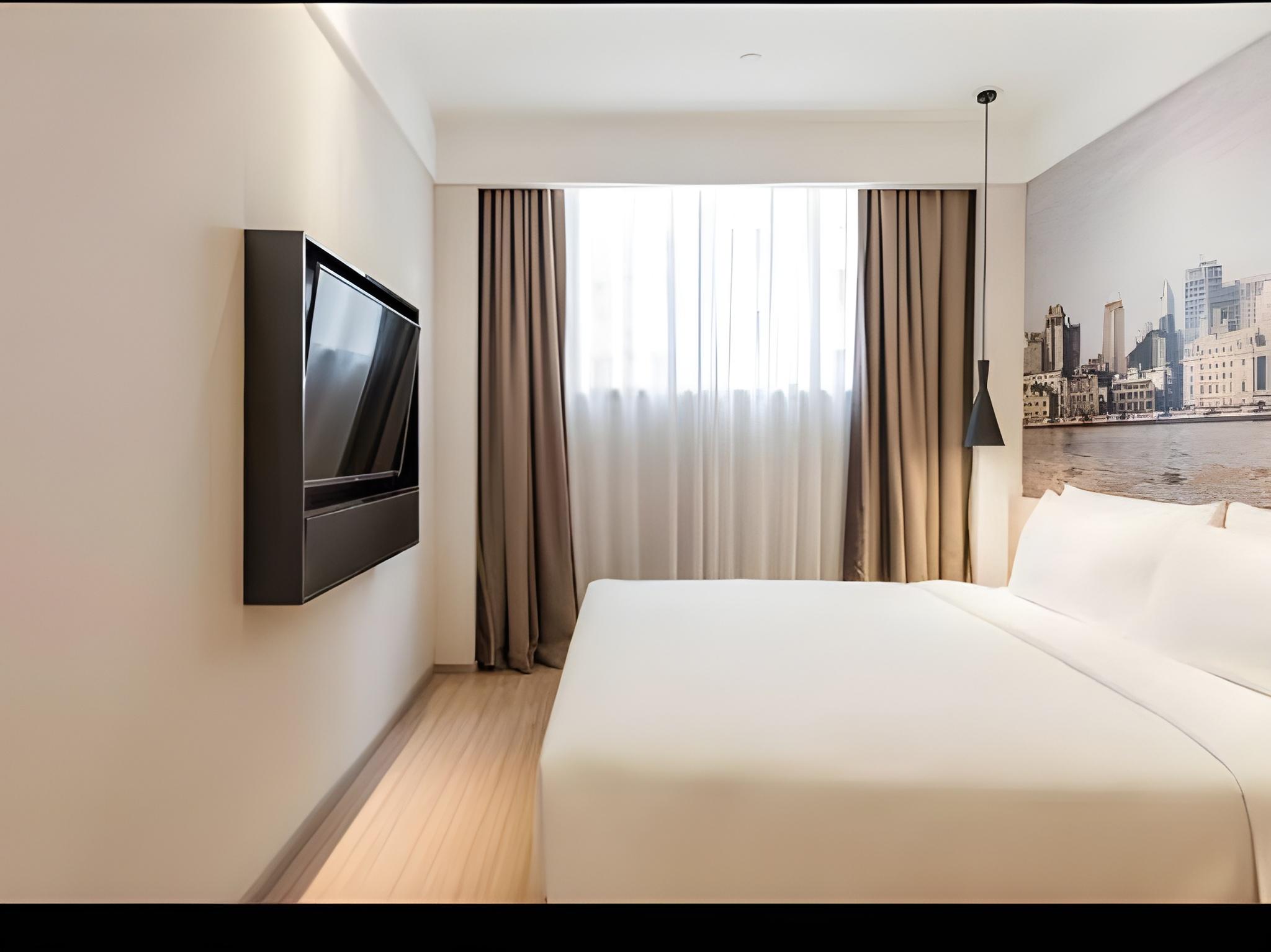 SUPERIOR, DOUBLE BED